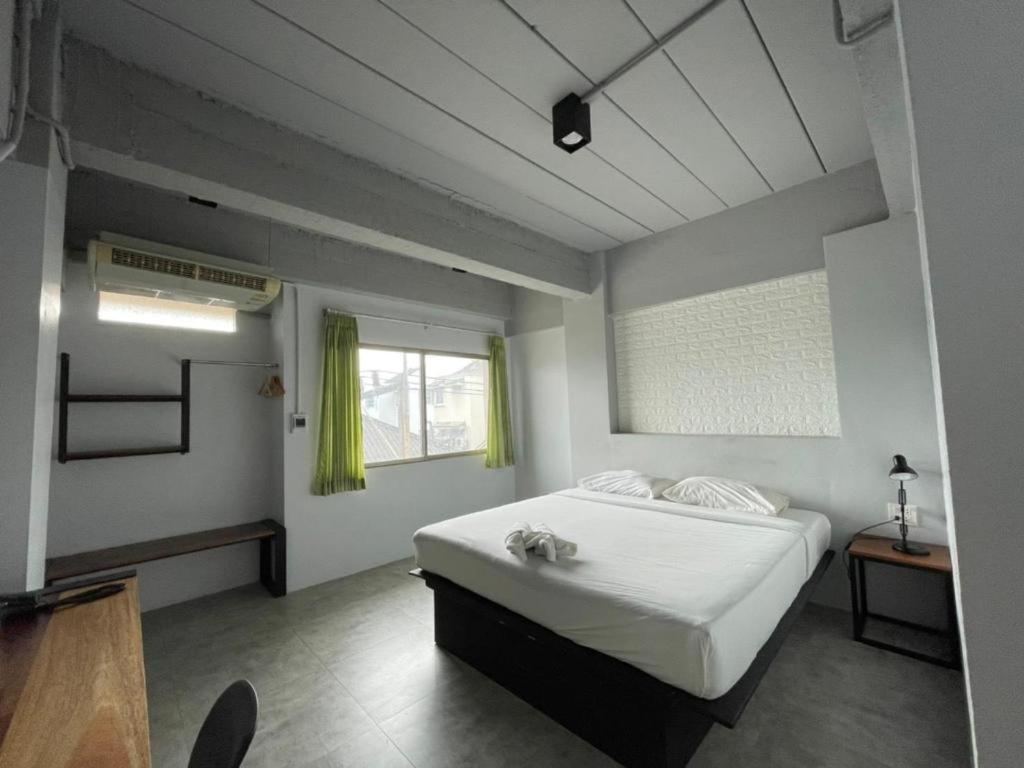 Thai Hotel Krabi Bagian luar foto
