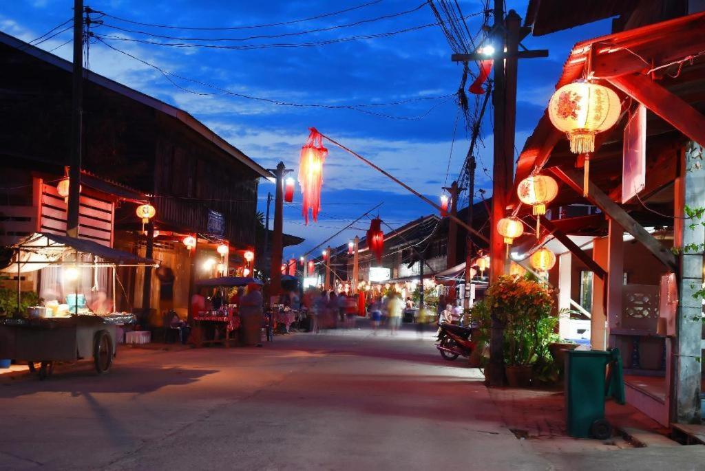 Thai Hotel Krabi Bagian luar foto