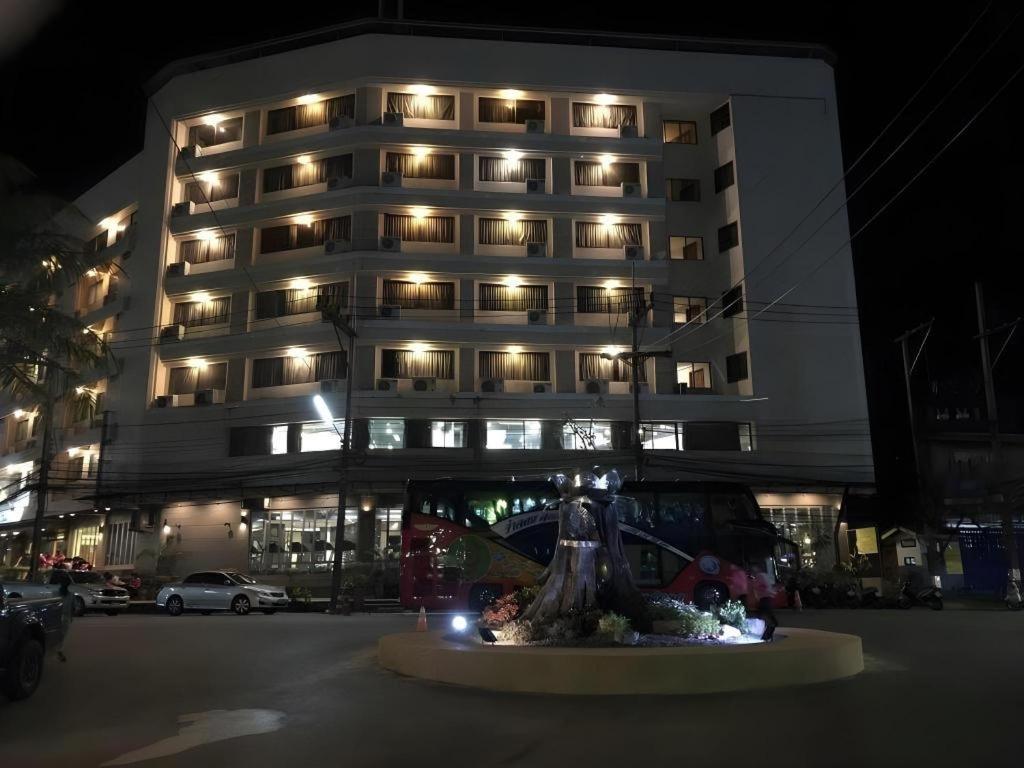 Thai Hotel Krabi Bagian luar foto
