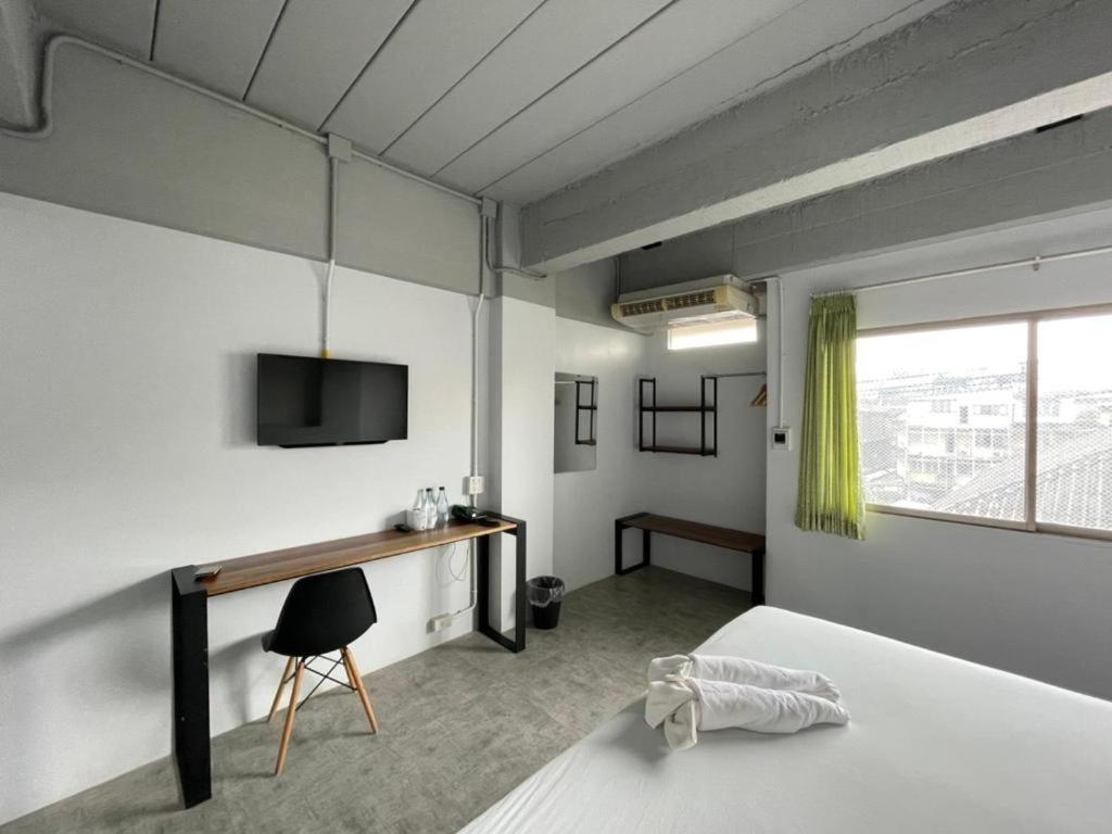 Thai Hotel Krabi Bagian luar foto