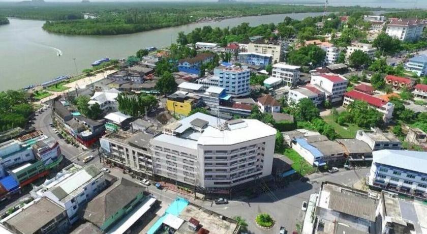 Thai Hotel Krabi Bagian luar foto
