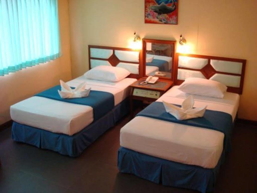 Thai Hotel Krabi Bagian luar foto
